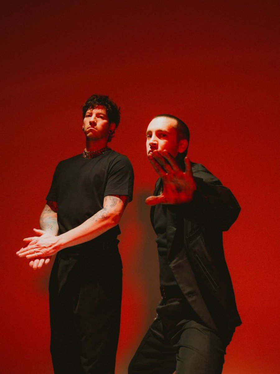 capialternativa's tweet image. O duo @twentyonepilots anunciou que seu novo álbum “Breach”, será lançado em setembro. O lead single , “The Contract”, chegará em 12 de junho.