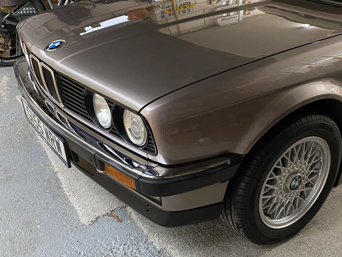 Beam deflectors fitted. Ready for our road trip across to France.