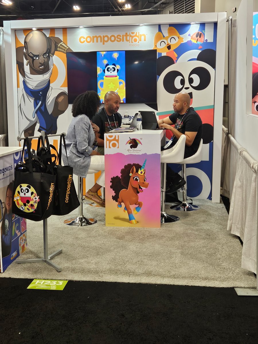 CompMedia21's tweet image. Day 1 = ✅ at #LicensingExpo!
Big energy, great meetings, and exciting momentum heading into Day 2.
Swing by booth H233 and say hi!
#LicensingExpo2025 #BrandLicensing #H233