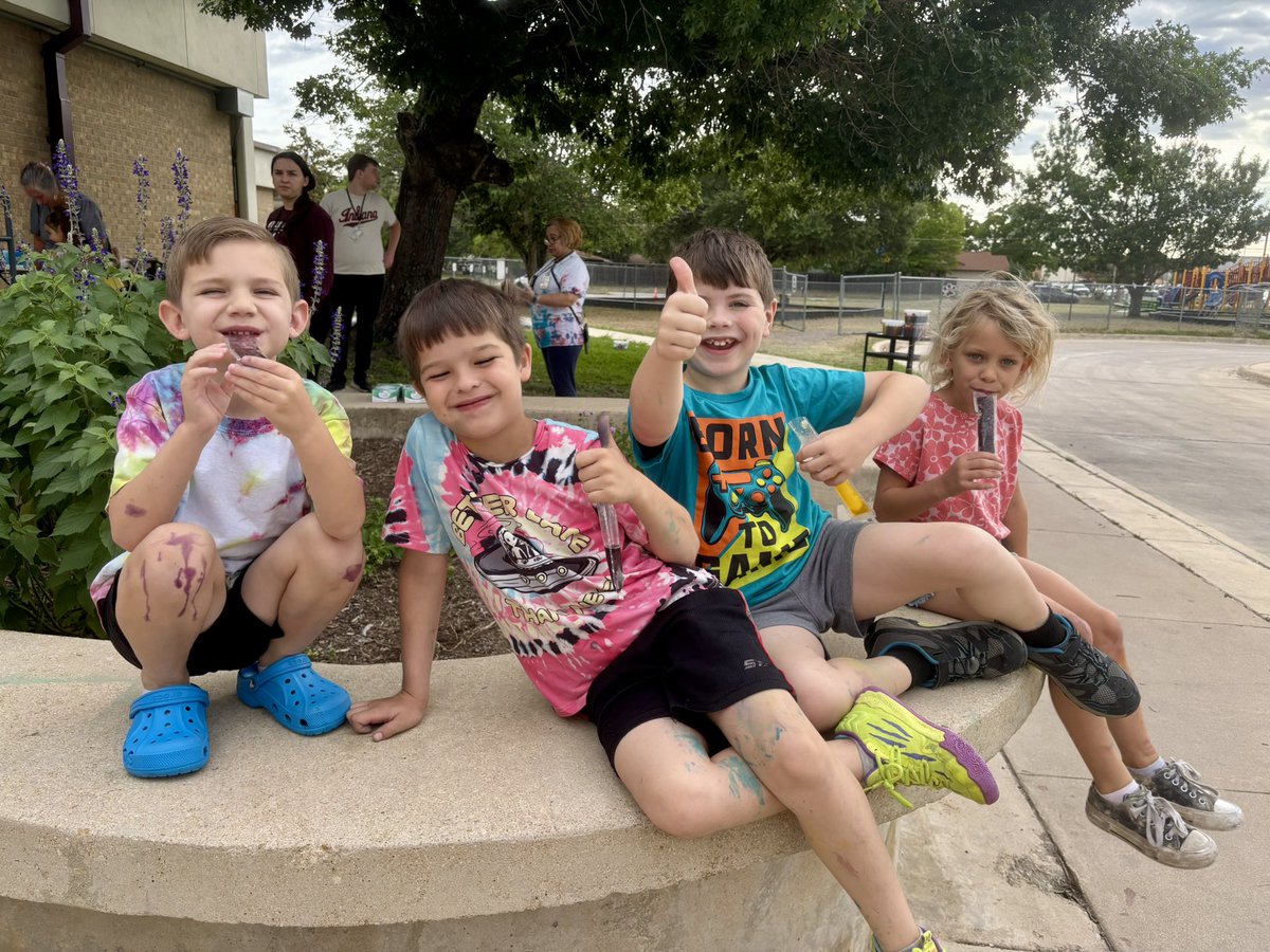 Patricia Lewandowski tweet media