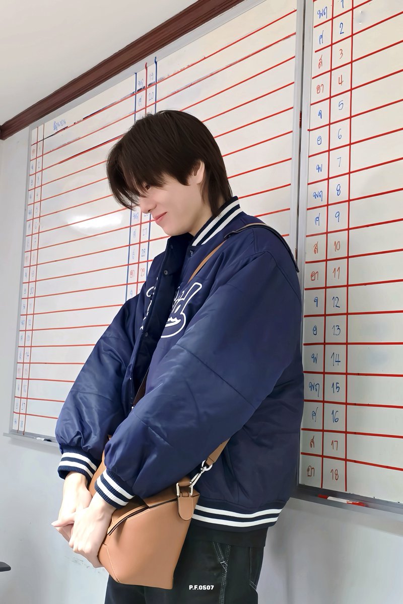 OH_duckyHUN's tweet photo. พี่ปอนด์                                                 น้องภูวิน https://t.co/6GzS230W6V