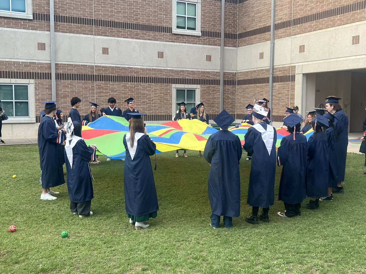 Jim Plain Elem tweet media