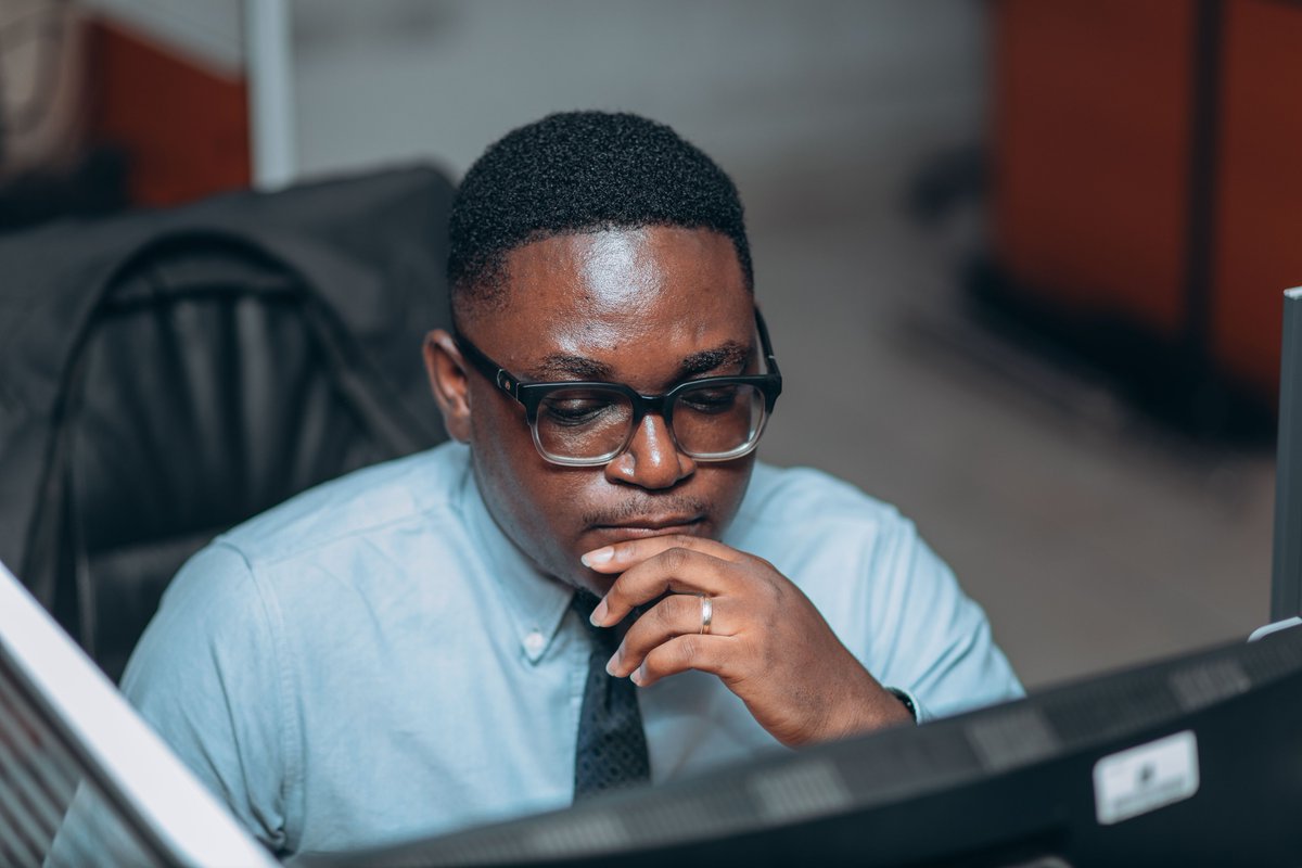 DessyStarboy's tweet photo. Been a while I dropped a picture here😁I’ve been putting in work and I’m gonna introduce another phase soon. I’ve got something cooking for the youth in politics. Watch out🔥.. Join me at Midday on @metrotvgh news from Mondays to Fridays. Cheers🥂
Sheldon| Tottenham| #UELfinal https://t.co/Ezc729MH5A