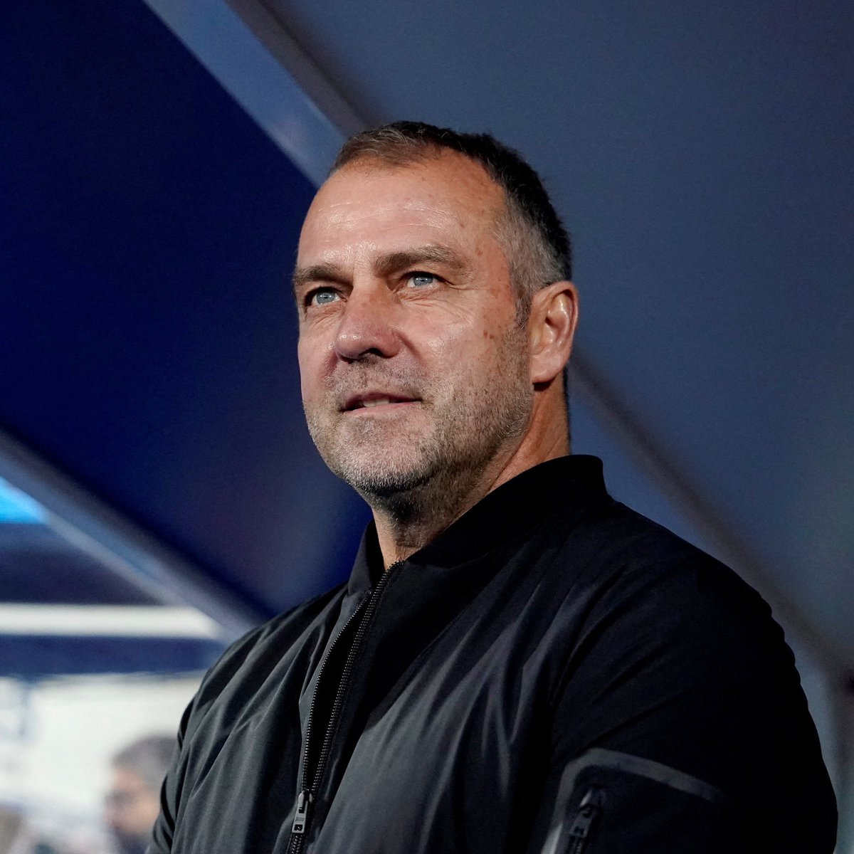 Barcelona, Hansi Flick’in sözleşmesini 2027’ye kadar uzattı.