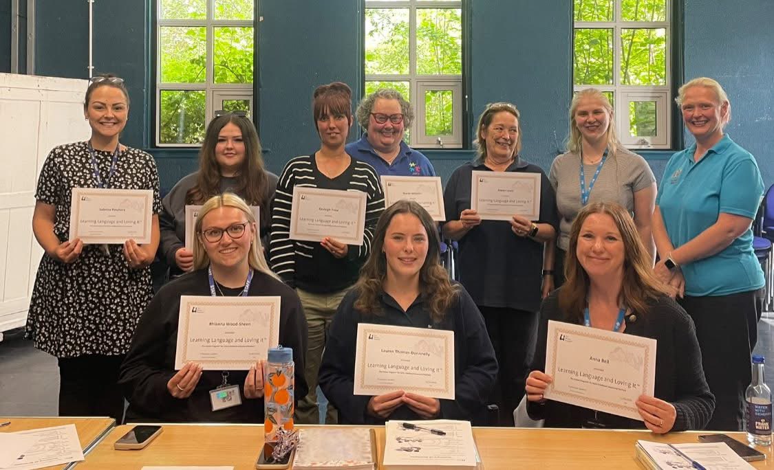 #WhatsOnWednesday #BeSyddMlaenArDyddMercher 

Congratulations to all our learners from this years “Learning Language and Loving It” Hanen Program! 

What an amazing group of early years setting staff 🤩😊🌈