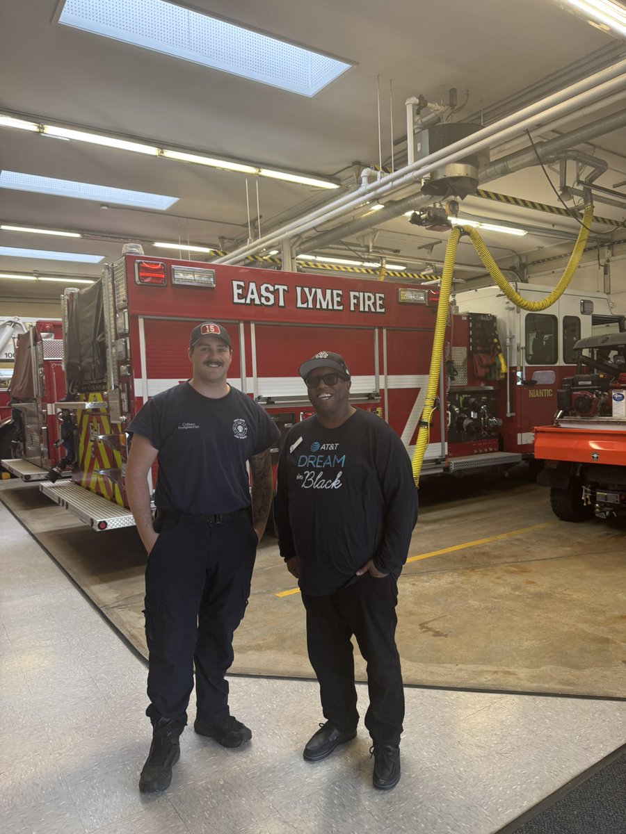 Mike Smalls (@mikesmalls13) on Twitter photo Bringing smiles to our first responders . Will hanging out talking FirstNet. <a href="/keroninc/">Keron Incarnato</a> <a href="/firas_smadi/">Firas Smadi</a> <a href="/ChrisAcerra/">Chris Acerra</a> <a href="/FirstNet/">FirstNet, Built with AT&T</a> Bringing smiles to our first responders . Will hanging out talking FirstNet. <a href="/keroninc/">Keron Incarnato</a> <a href="/firas_smadi/">Firas Smadi</a> <a href="/ChrisAcerra/">Chris Acerra</a> <a href="/FirstNet/">FirstNet, Built with AT&T</a>