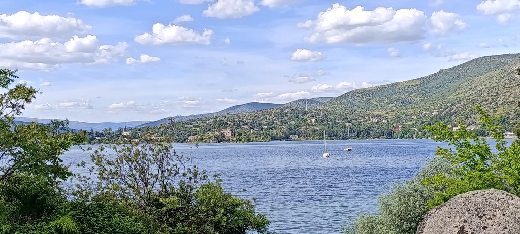 Meteoavila2's tweet image. ❤️ Paseo por el "mar abulense" desde el Valle de Iruelas con un Burguillo al 94% de capacidad. #Ávila #Naturaleza #Embalse