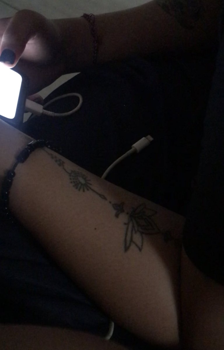 mikejohn013's tweet photo. Dan akhirnya, ketemu yg k-2 xnya sama D1ah 😅
Tumben nelp katanya krn kepepet uang buat bayar hp &amp; kos, emang tdk salah de konten” di Ig &amp; tikt0k, semakin kenceng😆 https://t.co/6CYDP5lDoi