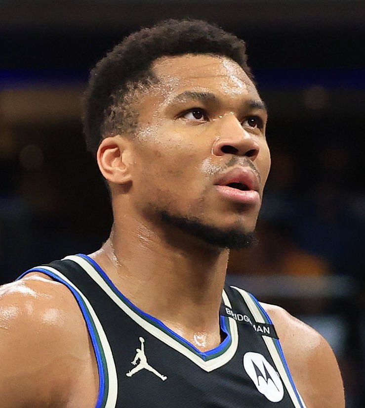 NBACentel (@thenbacentel) on Twitter photo BREAKING: Giannis Antetokounmpo requested a trade from Bucks.
(Via <a href="/ChrisBHayne/">Chris Haynes ➐</a>) BREAKING: Giannis Antetokounmpo requested a trade from Bucks.
(Via <a href="/ChrisBHayne/">Chris Haynes ➐</a>)