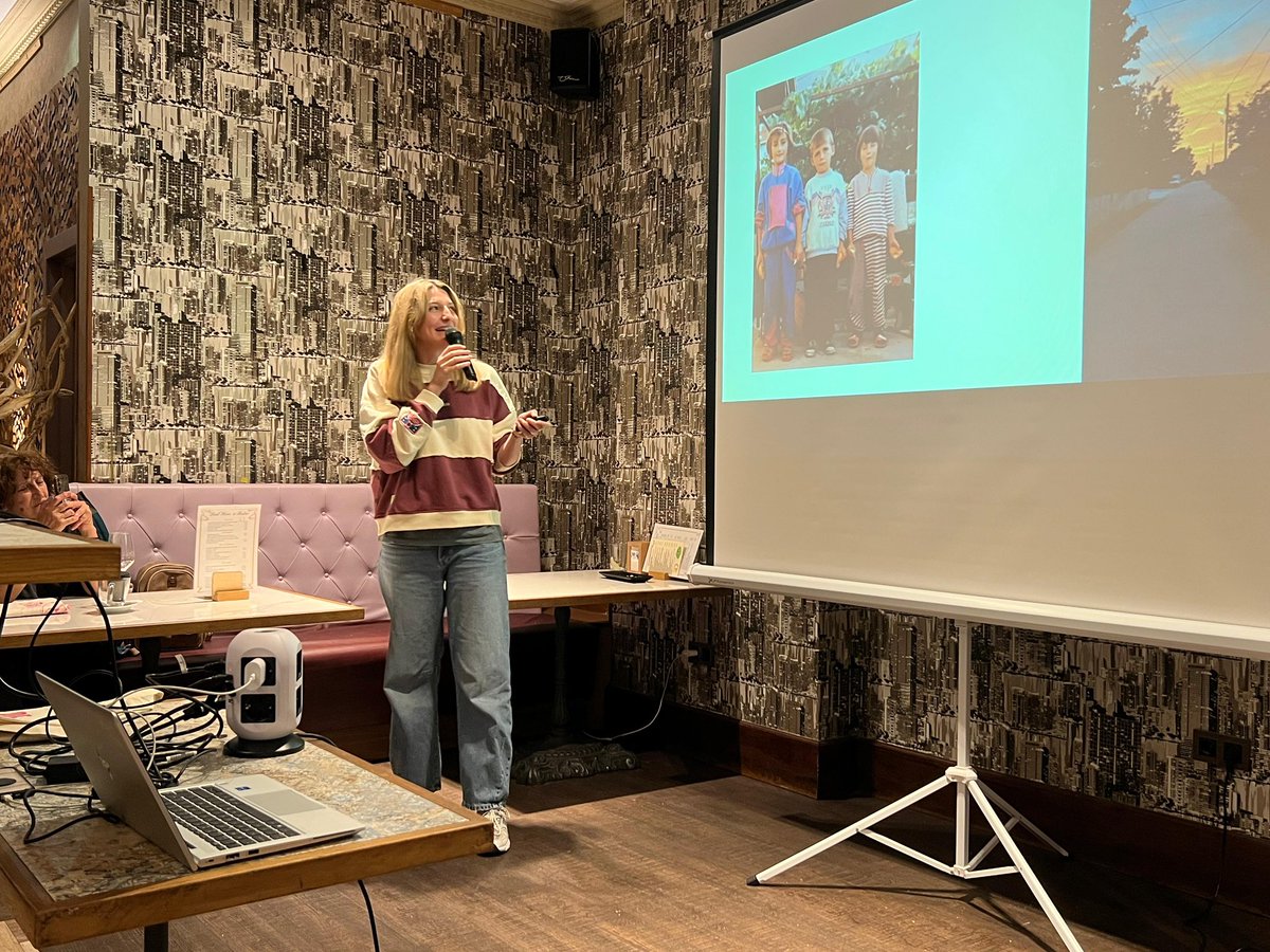 Seguimos con Ana de <a href="/Polymat_BERC/">POLYMAT</a> que nos cuenta sobre pinturas y olores, una pareja tóxica de separar! 🎨👃#pint25dss #pint25es #pint25