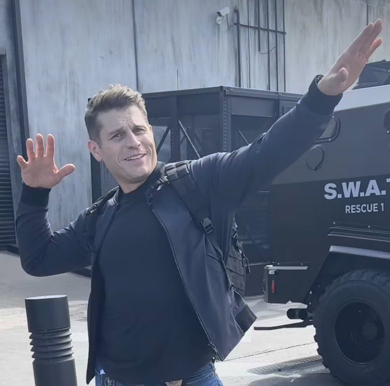 iamsyerah's tweet image. great advice from Lou ❤️
“whoever tries to bring you down is already below you”