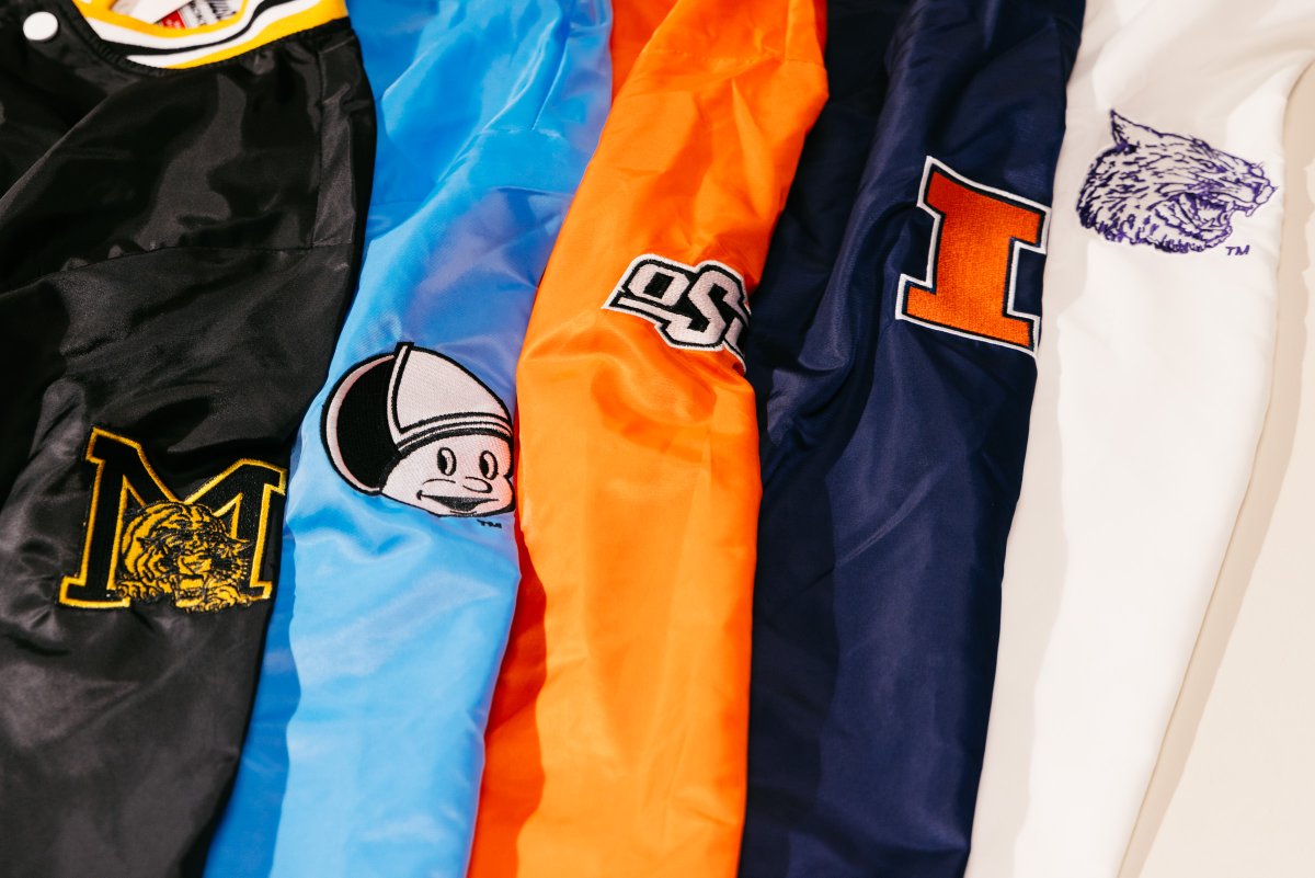 Graduation Giveaway 🎓

Celebrating the class of 2025! We are giving away two (2) items of your choice from our collegiate collection! How to enter: 
🎓 Like x Retweet this Post 
🎓 Follow <a href="/CharlieHustleCo/">Charlie Hustle</a> 
🎓 Tag your Gameday crew 

Winner announced on Friday!