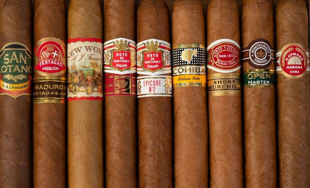 ClubsOfAmerica's tweet photo. 🎁 This Father’s Day, gift Premium Cigars!

Join our Cigar of the Month Club: 5 hand-rolled cigars delivered monthly, plus our Cigar Expeditions newsletter.

🌍 Rare finds since 1994. 🚚 Free monthly shipping!

#ClubsofAmerica #FathersDayGift #CigarOfTheMonth https://t.co/qCXQlIWtGD