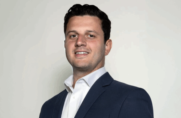 Caprock Group, which manages around $10B for 400 families, has hired Frank Giuliano from LPL Financial to lead M&amp;A and recruiting: advisorhub.com/caprock-hires-…

#wealthmanagement #caprock #lpl #ria #recruiting #executivemoves