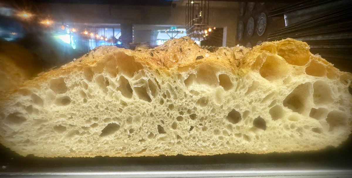 squarebistro's tweet image. Foccacia made fresh every day fresh…. A skill that’s essential but so many don’t have….. #realbread #proper #chefskills