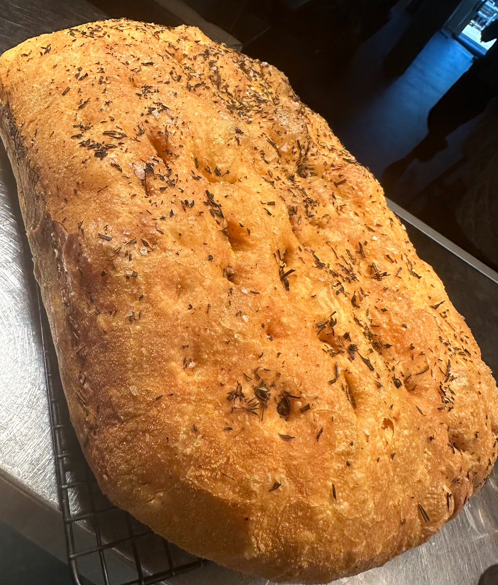 squarebistro's tweet image. Foccacia made fresh every day fresh…. A skill that’s essential but so many don’t have….. #realbread #proper #chefskills