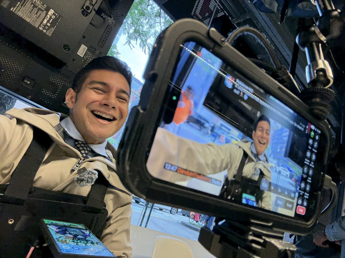 Gonna be the very best like no one ever was in the rain. Shiny Hunting!

#pokemonGo live , IRL in NYC!

Join us dandyis.live