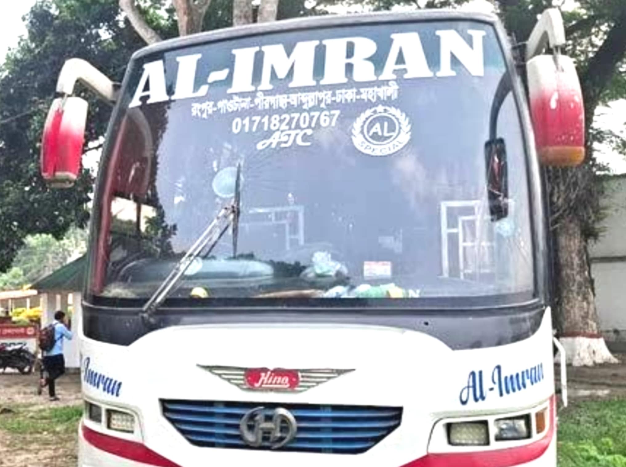 মহাসড়কে বাসে ডাকাতি: রাতভর লুটপাট ও শ্লীলতাহানির অভিযোগ