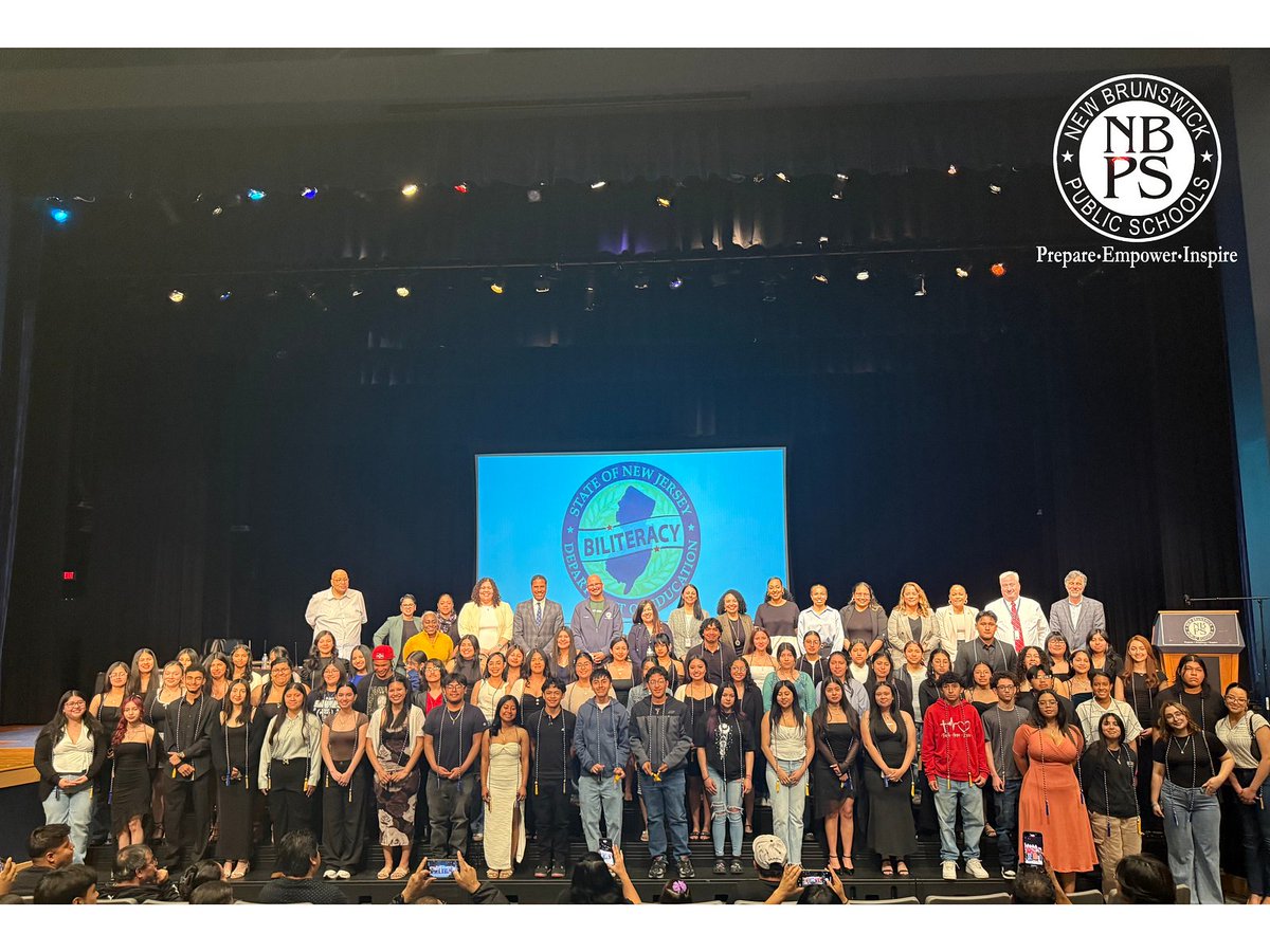 Congrats to the 109 NBHS seniors who earned the NJ Seal of Biliteracy! They received their honor cords at last night's Board of Education meeting in recognition of their incredible achievement. #SealOfBiliteracy #NBHS #Classof2025 #FutureReady #ALLIN4NB