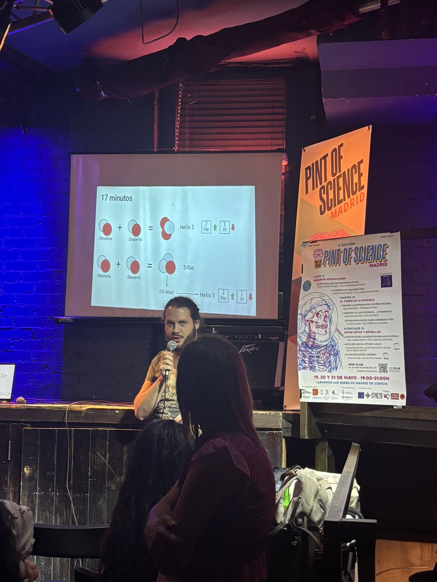 tania_medina97's tweet photo. Disfrutando de la última jornada del Pint of Science en Madrid @pintofscienceES #Pint25MAD #Pint25ES https://t.co/YhZ9e9rJxA