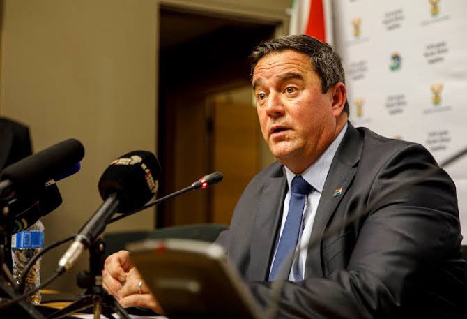 MicahDaMusic's tweet photo. We are Proud of these Patriots 🇿🇦 Johan Rupert &amp; John Steenhuisen. Rupert is already employing a lot of our black brothers and sisters in his businesses, now I want to see @jsteenhuisen making sure there’s a solution to reduce the shortage of Agricultural Advisors. #SAinUSA https://t.co/4Es7USst2o