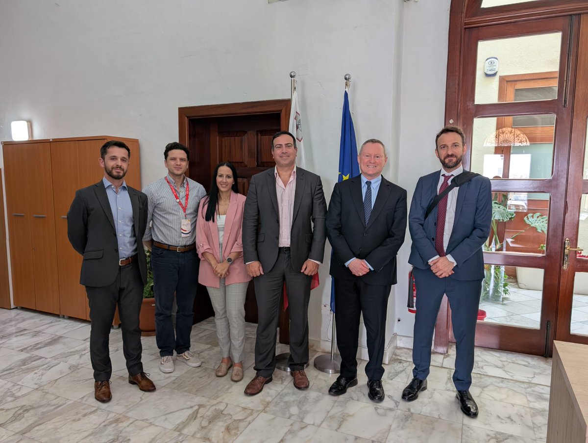 CommissionerHR's tweet photo. As my trip comes to an end, I’m grateful for excellent meetings with @aditusNGO @repubblikaMT @daphnefdtn @MarieLouise_MT @Ombudsman_Malta @RightsMalta @ncpe_malta. Their work is vital. We will continue to engage to help efforts to strengthen human rights protections in #Malta. https://t.co/xDCVF69bXS