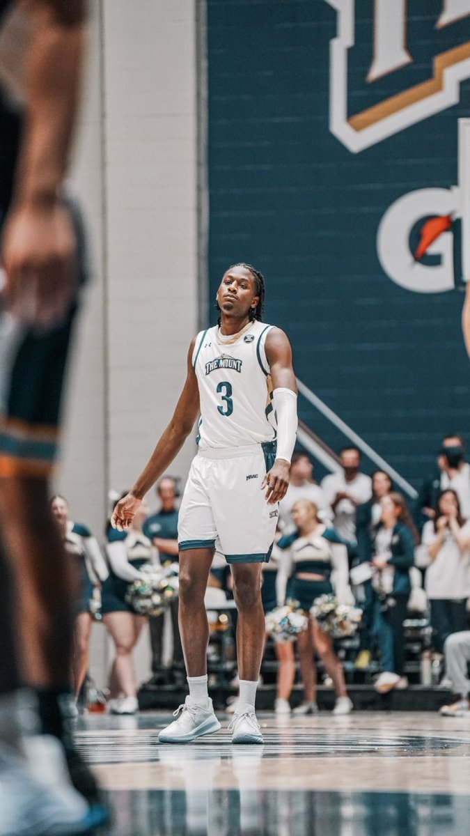 6’8 freshman guard Jonathan Ogunfuye has committed to Hutchinson Community College.

7’2 wingspan. 

Talented prospect who will thrive at Juco.