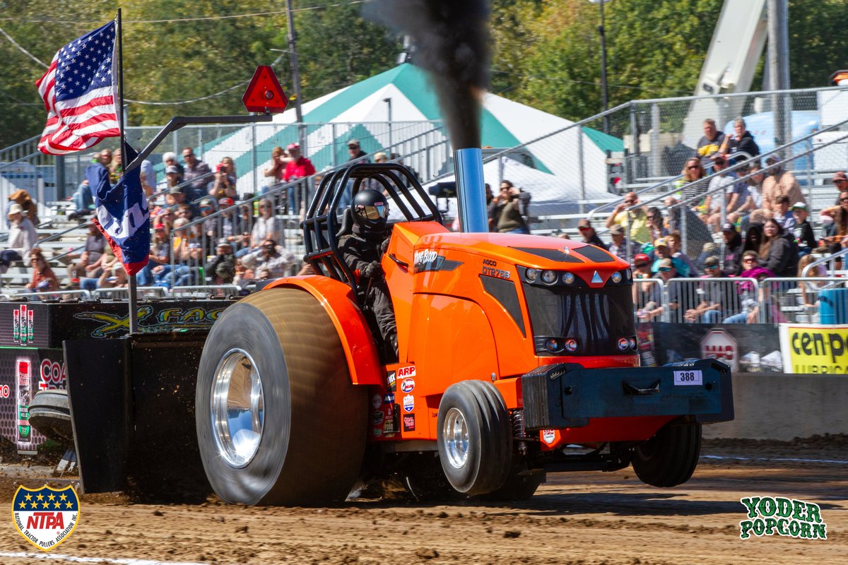 NTPApull's tweet image. Young Blood was built to pull!! 💪 🔥 🚜
#prostock #fullpull #tractor