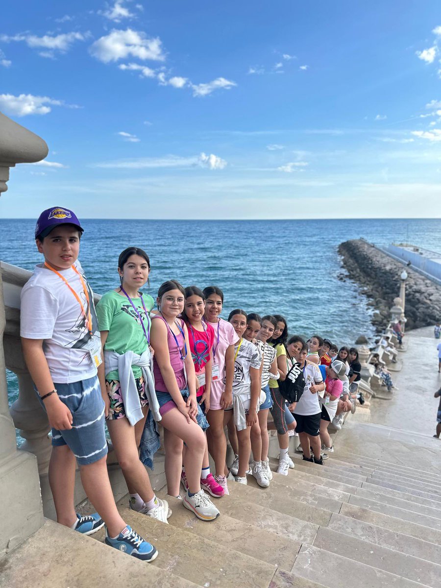 CEIPVdeSacedon's tweet photo. Nuestro alumnado de 6º disfruta del programa #RutasCAL por Cataluña y Comunidad Valenciana.
Han visitado la Sagrada Familia, el Parque Güell, el circo romano de Tarragona y el Delta del Ebro con @SEO_BirdLife .
¡Camino a la Comunidad Valenciana!
#VSVidaSana #CuidarmeParaCuidarte https://t.co/Jz3HVihKzv
