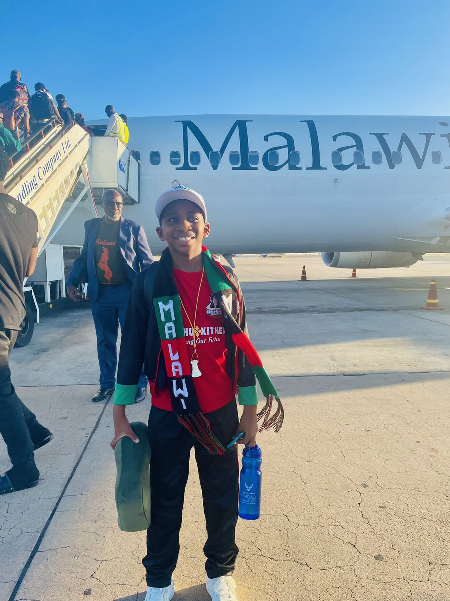 Proud moment! Dadaz Chess sends a talented player to the Africa Schools Chess Championship in Kenya! Alipo Namangale is ready to make Malawi proud and carry the flag high! 🇲🇼♟️ #MalawiChess #DadazChess #AfricaSchoolsChess