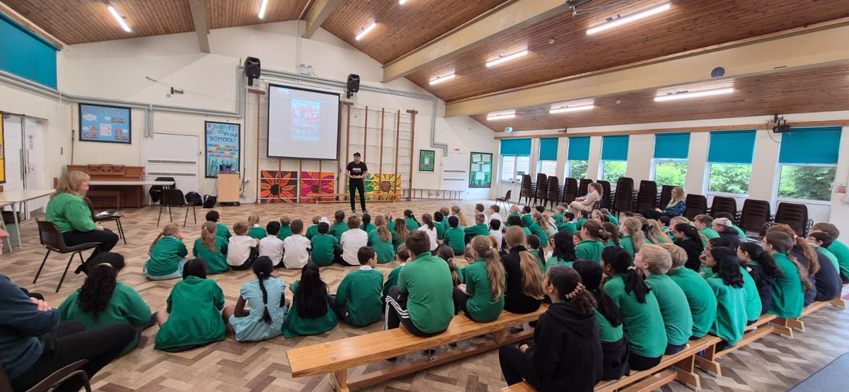 Today, Andy from Urban Strides came to visit our KS2 pupils. He delivered an assembly on the power of positive action to inspire children to take steps to achieve their goals! 
Andy also commented that our children were beautifully behaved.