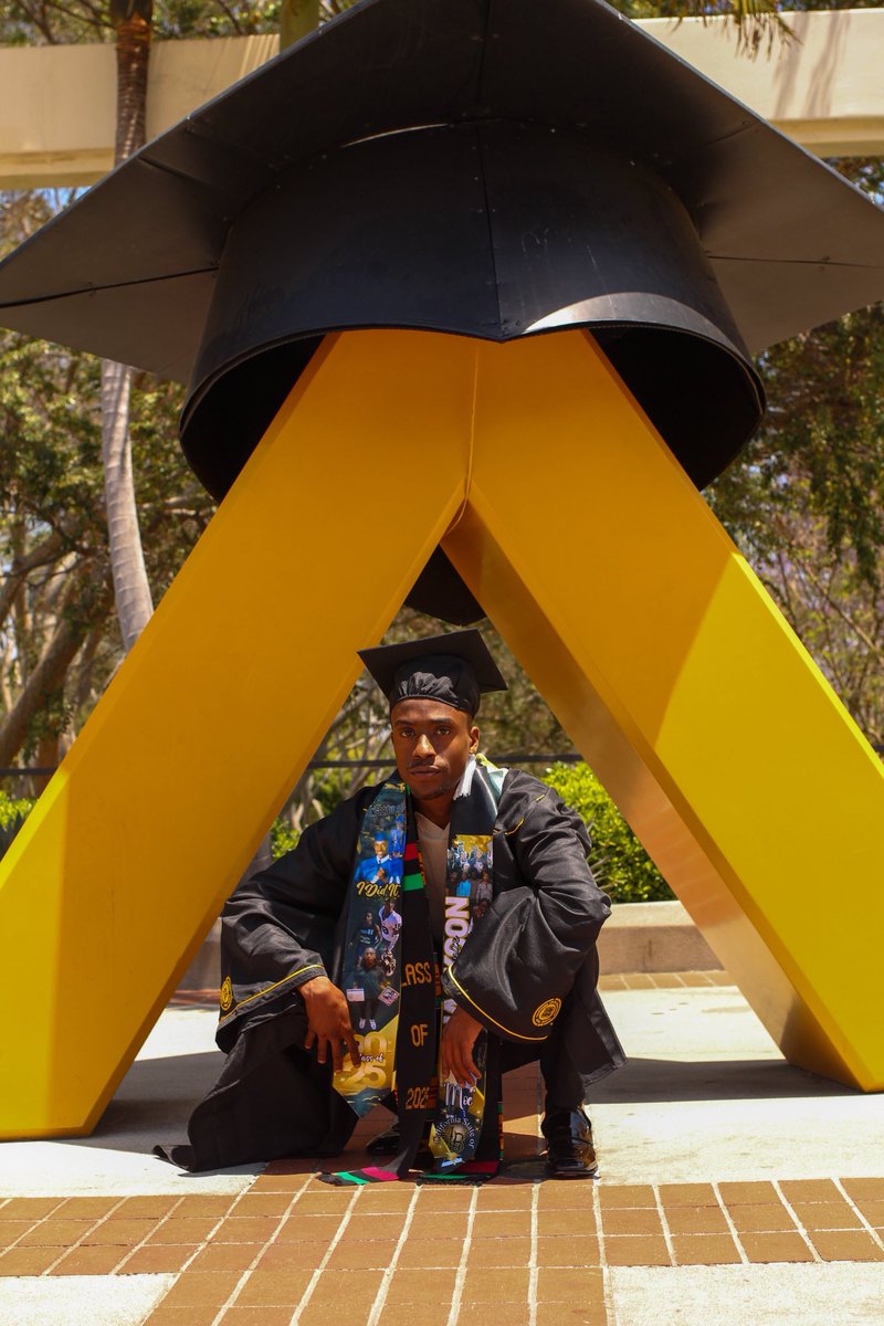Blackassmoee's tweet photo. Did the damn thang . https://t.co/Wd2zVkrQUE