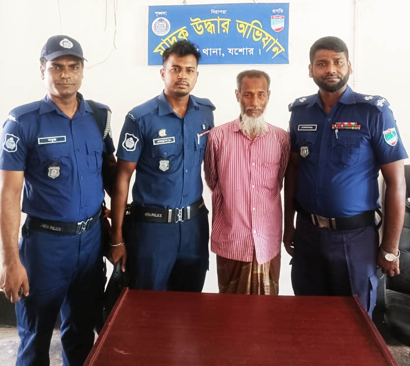যশোরের শার্শার ৭ বছর বয়সী এক শিশুকে ধর্ষণের অভিযোগে বৃদ্ধ আটক