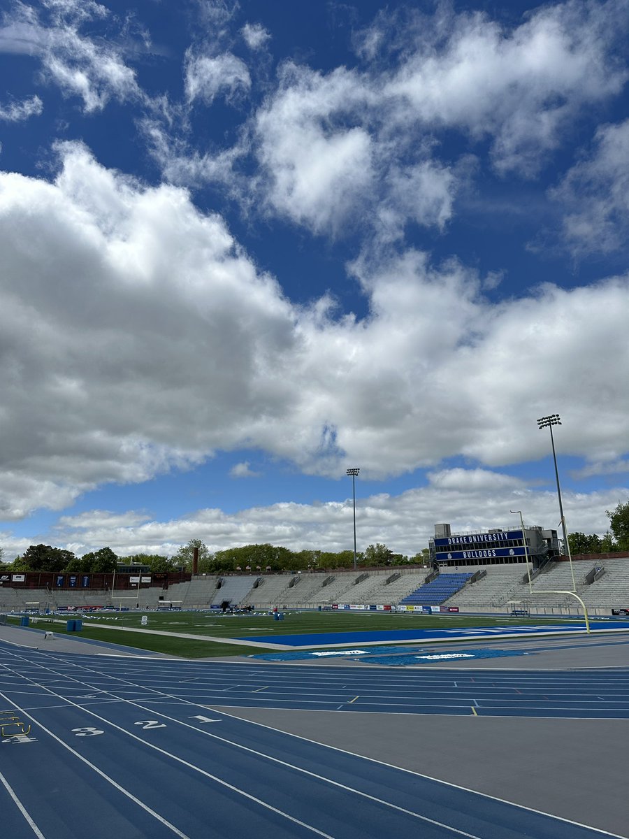 Stage is set. 🏆

🎟️ iahsaa.org/tickets/
🏅 iahsaa.org/track-field/st…