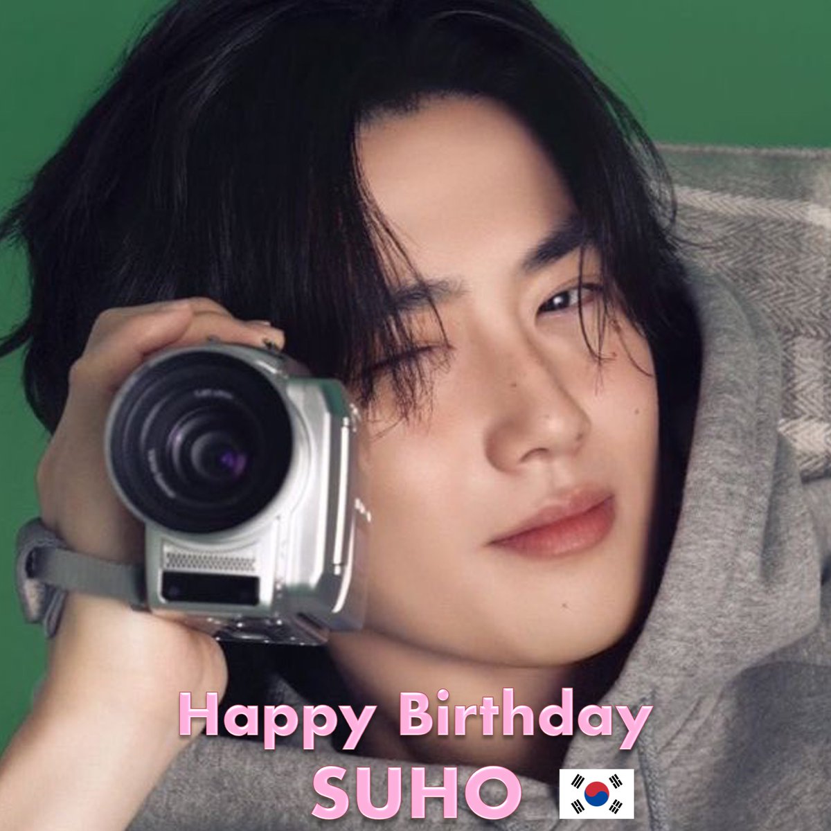 WORLDMUSICAWARD's tweet photo. Happy 34th birthday to EXO's gorgeous and extremely talented chart-topping, record-breaking, award-winning Singer, Songwriter, Actor, TV Host, Superstar and Fashion & Global Icon, the one and only SUHO who rang in his 34th trending in the Top 3 of X Worldwide with #HAPPYSUHODAY2025! 👏🐰🎂🎉🌟💥🔝3⃣✖️🌎🐐👑 🩷
#SUHO became world famous as the leader, Main Vocalist and Visual Genius of the top-selling, history-making legendary band #EXO, who paved the way for many! He joined EXO as the 10th member on February 15, 2012 and debuted in April 2012 as their leader with their 1st EP 'Mama'! He is an amazing Singer, dancer, charismatic performer and all-round entertainer, and is also a hugely successful Solo Artist in his own right, topping the Korean Gaon Album chart, the Billboard World chart & The United World Chart after debuting atop the Worldwide iTunes chart with his EP 'SELF PORTRAIT' (2020), selling over 290,338 copies in its first week and becoming the 1st EXO member to win all 3 main music shows in Korea! In 2022, SUHO released his 2nd mini album 'Grey Suit' which debuted at #2 on the Gaon chart, after topping the Worldwide iTunes Album chart, his first comeback since returning from the military. His 3rd EP '1 to 3' was released on May 31, 2024, powered by its hit single "Cheese" ft. Red Velvet's Wendy! The album debuted #3 on the Circle Albums chart! SUHO kicked off his very successful first solo concert tour that year! 

SUHO is also a very famous TV star and actor, and in February 2014, he was a regular host on the TV show 'Inkigayo' with Baekhyun, only to leave in November 2014 to focus on the release of Exo's 2nd studio album! In March 2016, SUHO made his big screen debut on the indie film 'One Way Trip', which premiered at the 20th Busan International Film Festival and in April 2016, he starred in the web drama 'How Are U Bread'! In July 2016, SUHO and CHEN released the OST "Beautiful Accident" for the Chinese movie of the same name! SUHO starred in the MBC drama special 'The Universe's Star' in January 2017 and recorded its OST "Starlight". He also starred in 'Female Middle Schooler A' and the musical 'The Last Kiss'!  In 2018, SUHO returned to the small screen with 'Rich Man, Poor Woman' and 'Student A'. From July to August 2018, he starred in the musical 'The Man Who Laughs' receiving a standing ovation for his performance. In 2019 he starred in "The Present"! In 2023, he returned to the live stage, starring in the musical 'Mozart!' and in 2024, he was the lead actor in MBN's 'Missing Crown Prince' and recorded its hit OST "Love You More Gradually"!

SUHO has won numerous awards as a Solo Artist including 2 Asia Artist Awards for Best Actor & Best Artist of the Year in 2024, a Popularity Award in 2022 at the Seoul Music Awards, 2 Awards at the Stagetalk Audience Choice Awards in 2018, an Award for Male Rookie Actor in 2019 at the Asia Culture Awards, an award for Best New Actor at the International Film Festival in Macau in 2019 and a JIMFF Award for New Male Actor in 2019!

A a group member of EXO, SUHO has won 23 Seoul Music Awards, 18 Golden Disc Awards, 17 MelON Music awards, 16 MAMA Awards, 16 Gaon Music Awards, 8 Asia Artist Awards, 7 Philippine K-Pop Awards, 6 V chart Awards, 6 Asian Pop Music Awards, 4 top Chinese Music awards, 4 Soribada Best K-Music Awards, 4 V Live Awards, a Billboard Music Festival Award for Most popular Group, a Hanteo Music Award, a Baidu Music Award, a Chinese Music Award, an MTV Europe Music Award and a Tencent Music Award! EXO were the 1st Korean Act with BIG BANG to win a World Music Award. In 2014 EXO were honoured with the Awards for Best-selling Korean Act and World's Best Song voted by the public! 

SUHO is also a Fashion Icon! In 2019 he became an Ambassador for Bulgari and in 2023 he came the new Global Brand Ambassador for BOSS!  

SUHO Is also a philanthropist and since 2019, he has regularly donated his personal items every year for auctions conducted by the Shiny Foundation, a donation organisation founded by the family of SHINee's Jonghyun. Suho is named in the list of donors who have donated more than ₩50 million (US$38,294.74) to the Seoul National University Hospital. In April 2024, Suho alongside several South Korean celebrities joined Green Heart Bazaar, a fundraiser organized by UNICEF Korea to aid Palestinian children in the Gaza Strip affected by the war.

ROCKSTAR PRINCE SUHO DAY 
#HappySuhoDay 
#해피수호데이2025
#2025HAPPYSUHODAY
#오늘은_SUHOlic한_하루
@weareoneEXO