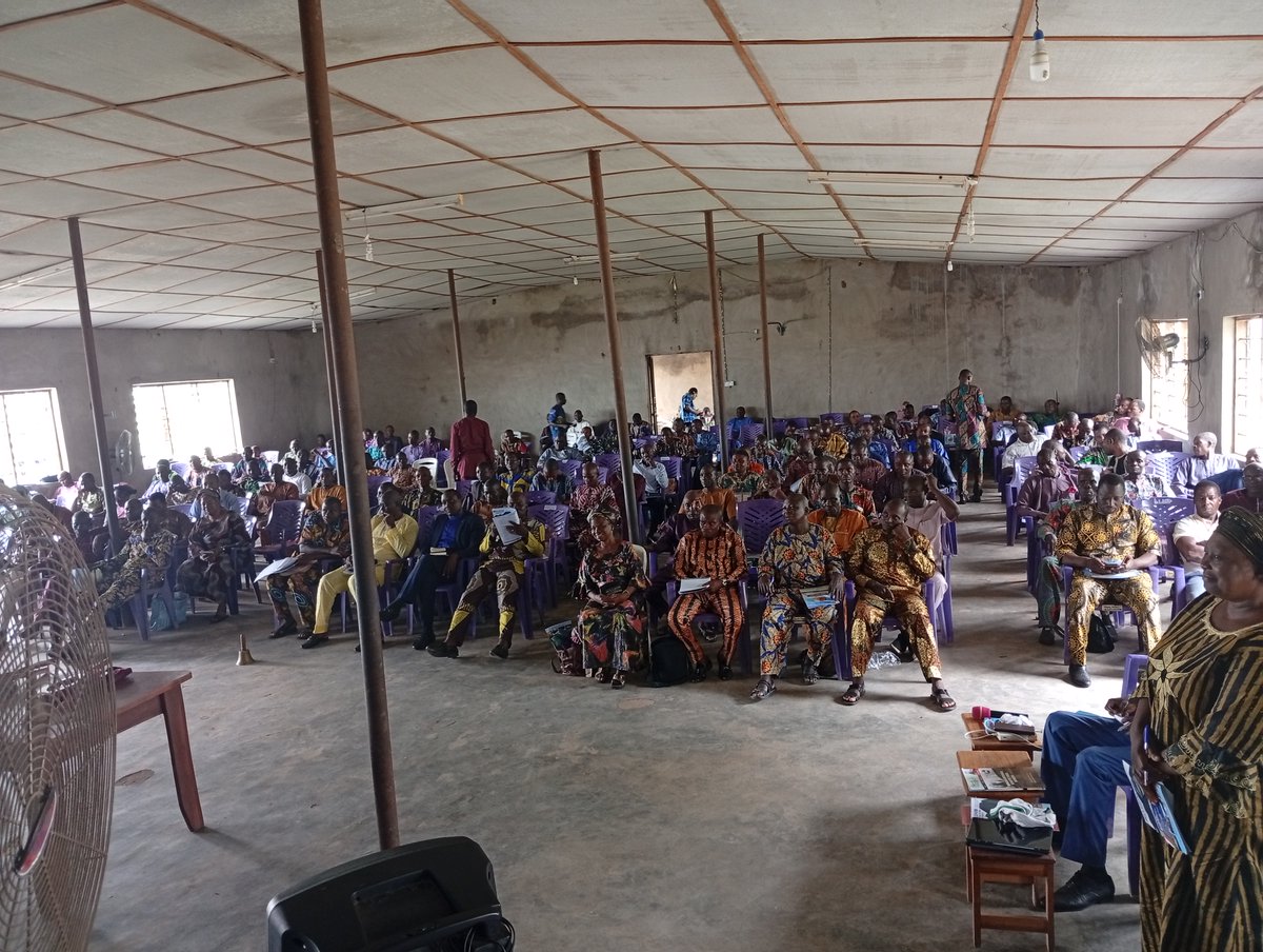 Edapi_ng's tweet photo. Today, EDAPI has equipped over 150 church leaders in the Oke-Ogun Conference of the Nigerian Baptist Convention with the knowledge and advantage of Ecumenism and the works of EDAPI in Nigeria. #beagenderchampion #stopglobalwarming #savetheearth @AaccCeta @LesmoreGEzkiel @dr_israe https://t.co/9IrlAmKdmS