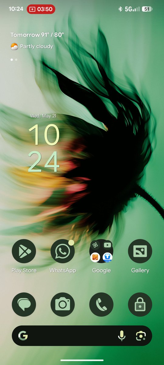 sunnny1583's tweet image. Just tried Android 16 QPR Beta 1 with Material 3 Expressive, and the new look is mind-blowing. The redesigned control center, new battery icon, and cleaner status bar with blur background looks clean and impressive ✨
#Android16 #material3expressive
