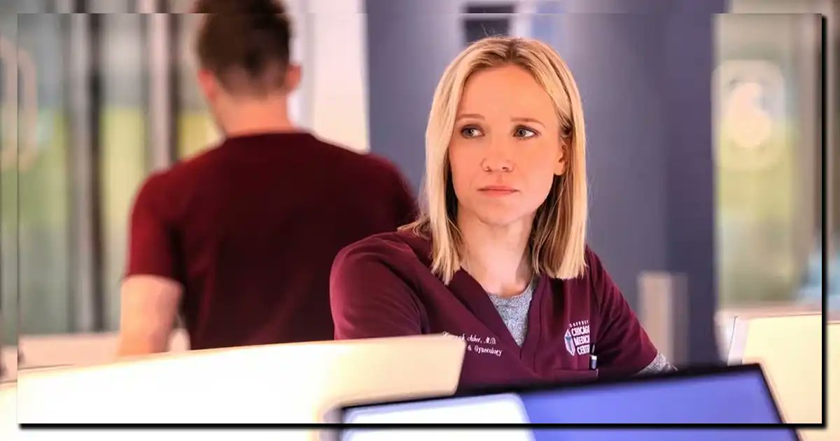 imprensanerd's tweet photo. Chicago Med: Quem é o pai do bebê de Hannah?
O penúltimo episódio da 10ª temporada de Chicago Med jogou uma bomba no colo da médica Hannah
https://t.co/vnVMdft7K9
#imprensanerd #MovieGeek #SeriesLovers #FilmeNerd #CineGeek #CinemaNerd #MaratonaNerd #CulturaPop #GeekCulture https://t.co/2yYOk8h5RS
