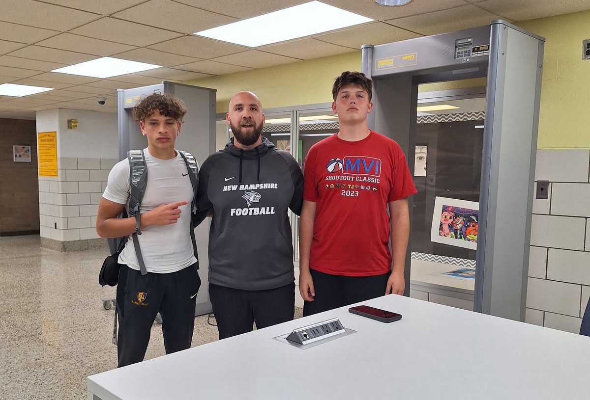 Drew Cook (@drewcook357) on Twitter photo Thanks to <a href="/Coach_Wils/">Ryan Wilson</a> for making the trip to South Allegheny !!
<a href="/Coach55Hanson/">Coach Hanson</a> <a href="/rwsantos2/">Rick Santos</a> <a href="/markushanson6/">Markus Hanson</a> Thanks to <a href="/Coach_Wils/">Ryan Wilson</a> for making the trip to South Allegheny !!
<a href="/Coach55Hanson/">Coach Hanson</a> <a href="/rwsantos2/">Rick Santos</a> <a href="/markushanson6/">Markus Hanson</a>