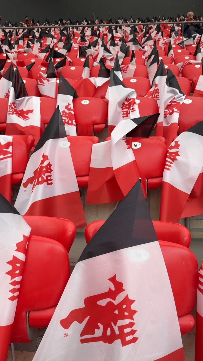 أجواء قبل نهائي الدوري الأوروبي
يارب توفيقك، الفوز وتحقيق البطولة بإذن الله 🏆🔥

كل الشكر لأخونا أبو أويس، ثقة وسهولة بالتعامل بكل اريحية ومكان جدا ممتاز كاشف الملعب بالكامل 🙌

شكرا <a href="/TixTrafford/">تذاكر مانشستر يونايتد</a>