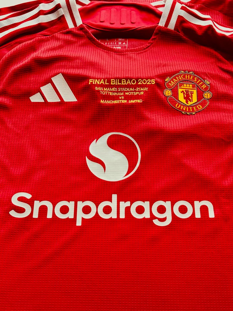 tidotheplug's tweet photo. "To the football gods, let this be our time to celebrate
San Mames  Stadium Bilbao.
#United
#EuropaLeagueFinal https://t.co/sg6FfsqqwG