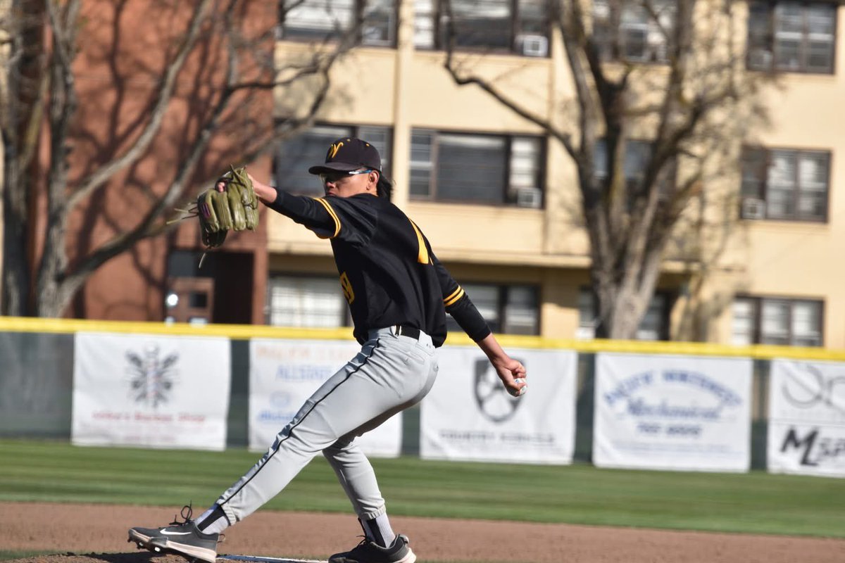 Brandon Deth tweet media