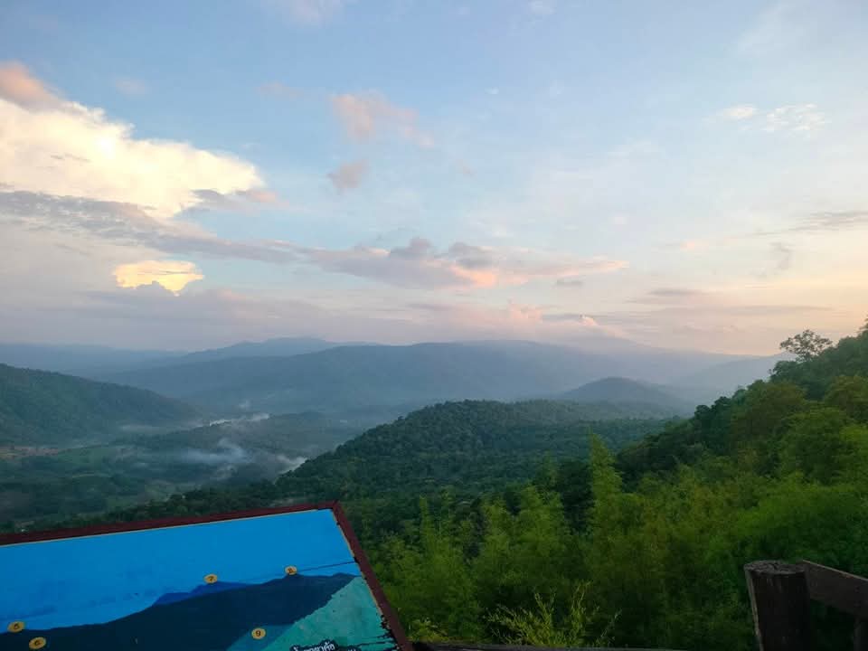 pr_prdnp's tweet photo. "ภูหัวฮ่อม" จุดชมวิวที่สวยที่สุด ของอุทยานแห่งชาติภูสวนทราย จ.เลย เป็นจุดชมพระอาทิตย์ขึ้น และจุดชมทะเลหมอกที่สวยงามอีกแห่งหนึ่งในประเทศไทย

#ภูหัวฮ่อม #อุทยานแห่งชาติภูสวนทราย #เลย #กรมอุทยานแห่งชาติ https://t.co/Fmbei0yq5o