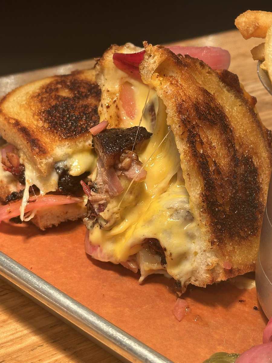 Dishing out some strong Sando’s today at Meat Mitch Barbecue. House-made Smoked Pastrami and Kansas City Burnt End Grilled Cheese. Take em’ down Podsy!!