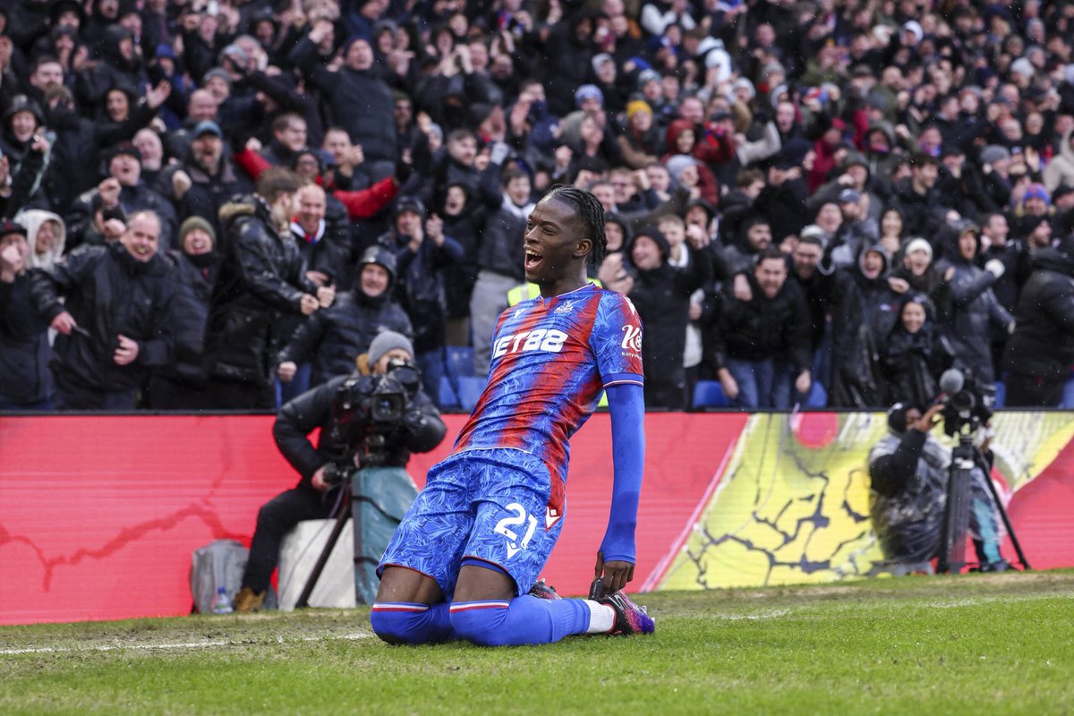 The inspirational story of Palace academy product Romain Esse:

🏠 Southeast London born &amp; raised
😞 Shipped off by his first boyhood club
👦 Arrived at Palace as a teen
⚽️ Scored on his first-ever touch at Palace
🌟 Starred in his full debut
🏆 Helped the club to an FA Cup Title