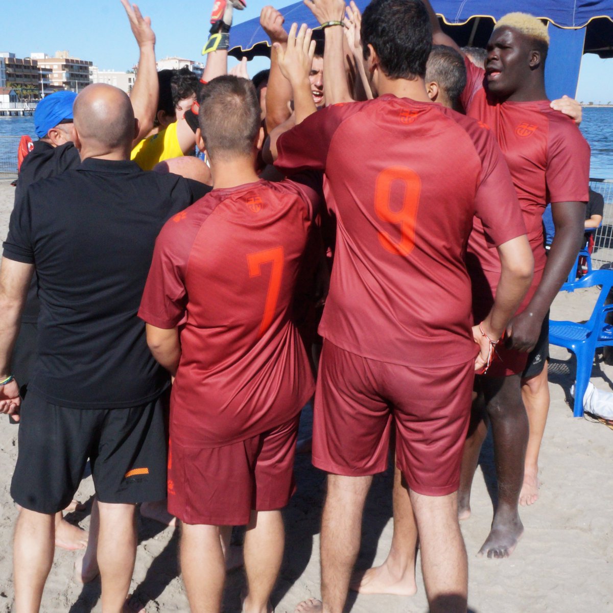 RFEF (@rfef) on Twitter photo ⚽🏖 ¡Vuelve el #CESA de Fútbol Playa Adaptado!
📺 Todos los partidos se verán 𝗘𝗡 𝗗𝗜𝗥𝗘𝗖𝗧𝗢 en RFEF.es, YouTube y <a href="/FutbolPlayaRFEF/">Fútbol Playa RFEF</a>.
ℹ Consulta los detalles: rfef.es/es/noticias/vi…
#RFEFesDiversidad | #FútbolPlayaRFEF ⚽🏖 ¡Vuelve el #CESA de Fútbol Playa Adaptado!
📺 Todos los partidos se verán 𝗘𝗡 𝗗𝗜𝗥𝗘𝗖𝗧𝗢 en RFEF.es, YouTube y <a href="/FutbolPlayaRFEF/">Fútbol Playa RFEF</a>.
ℹ Consulta los detalles: rfef.es/es/noticias/vi…
#RFEFesDiversidad | #FútbolPlayaRFEF