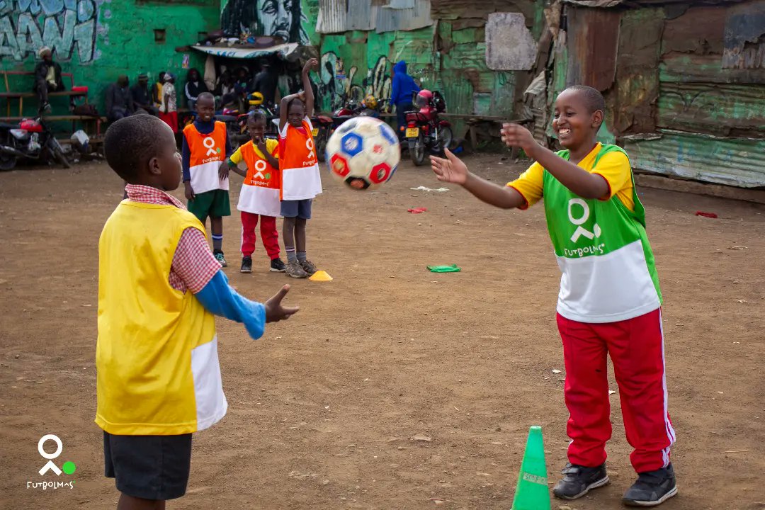 FutbolMasKenya's tweet photo. Confidence, sprint drills, and lessons on drug abuse—all in one session! 💪
At Austin, kids learned to trust themselves, shoot goals, and speak out against harmful substances.
Every kick counts. Every voice matters. 🌱
#FutbolMas #Confidence #DrugAwareness #Resilience #Kenya https://t.co/VVcRs3Ofar