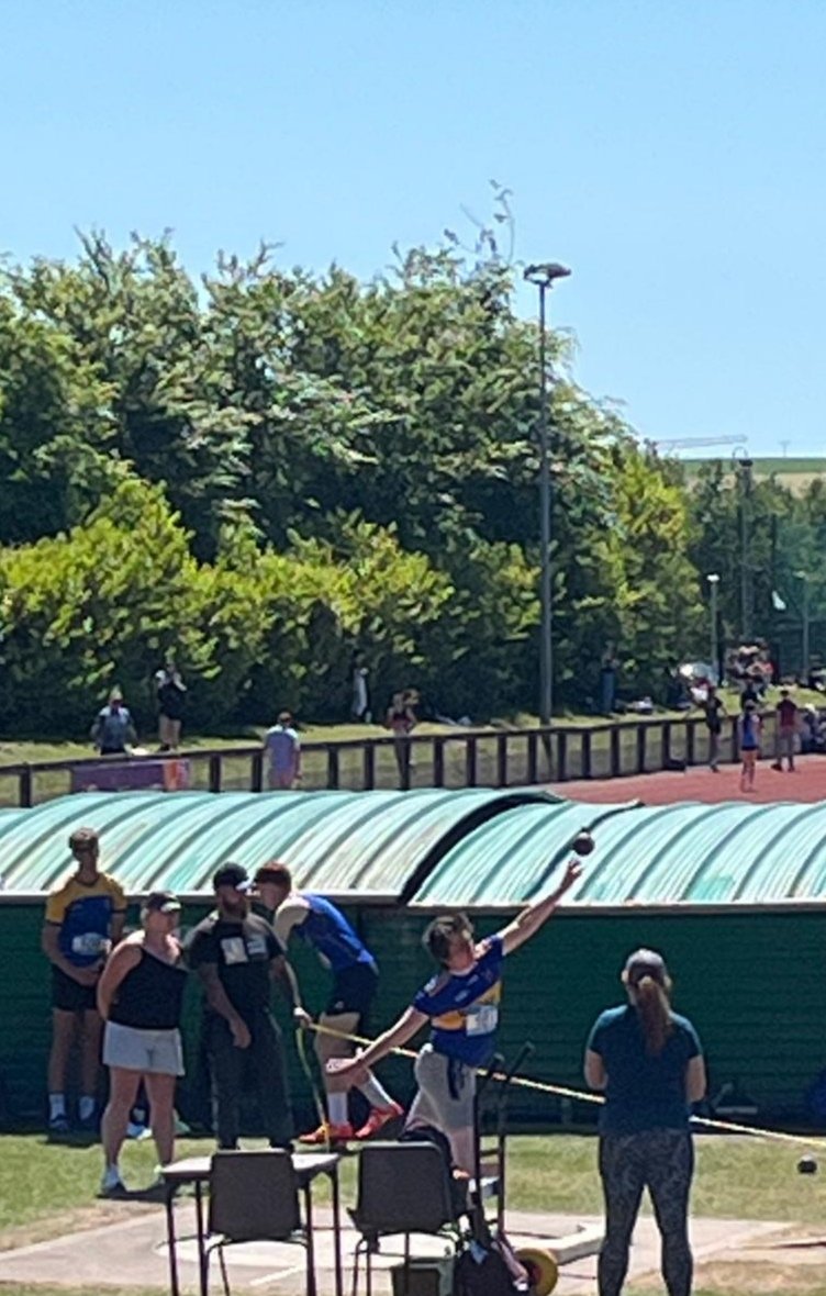 ColáisteDúnIascaigh (@colduniascaigh) on Twitter photo Well done to the <a href="/ColDunIascaigh/">ColáisteDúnIascaigh</a> students who took part in the MTU Cork Munster Schools competition recently.
Oliver Stocktil took bronze in the Shot and Javelin and Gerry Gearon came 4th in the shot 🏅
Well done lads 👏
<a href="/TipperaryETB/">Tipperary Education and Training Board</a> Well done to the <a href="/ColDunIascaigh/">ColáisteDúnIascaigh</a> students who took part in the MTU Cork Munster Schools competition recently.
Oliver Stocktil took bronze in the Shot and Javelin and Gerry Gearon came 4th in the shot 🏅
Well done lads 👏
<a href="/TipperaryETB/">Tipperary Education and Training Board</a>