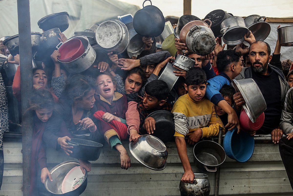 Ce qui se passe à #Gaza est une abomination !
Famine -Nettoyage Ethnique -Déshumanisation totale  du peuple Palestinien
#Netanyahu est un criminel de guerre