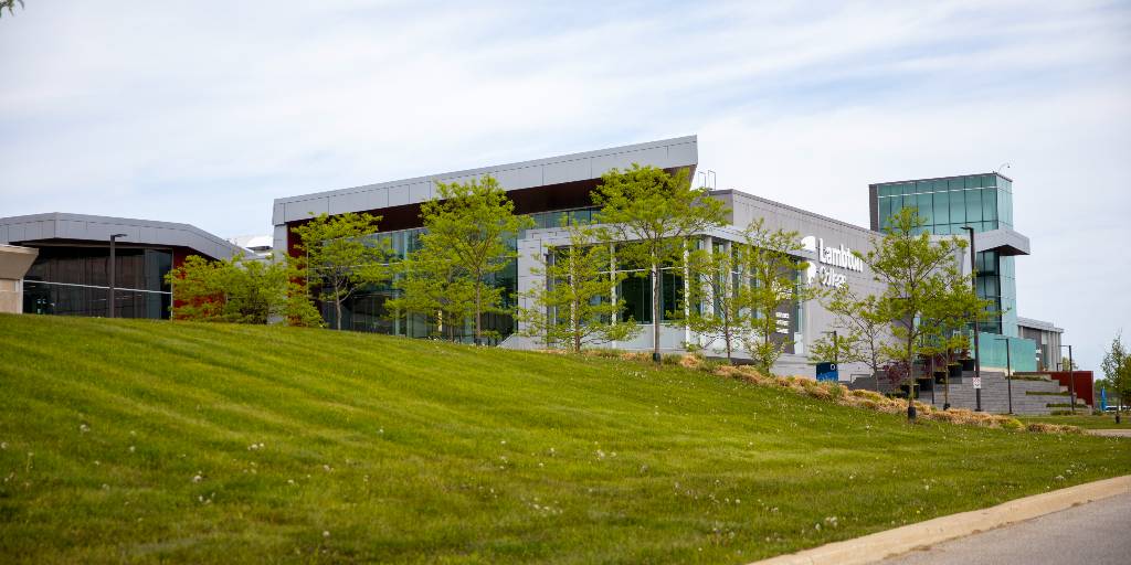 Celebrating 60 years of Ontario's College System! 🎉 We are proud to be a part of the legacy! Lambton is playing a crucial role in our economy by fostering innovation and equipping students for their future careers. Here's to shaping tomorrow's workforce! #CollegeGradsBuildON